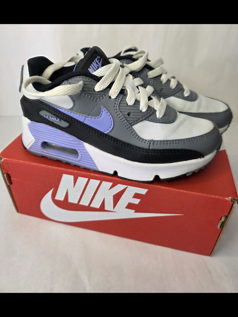 Nike Kids Air Max 90 LTR Sneakers in Gray, Black & Lavender Size 13 Kids